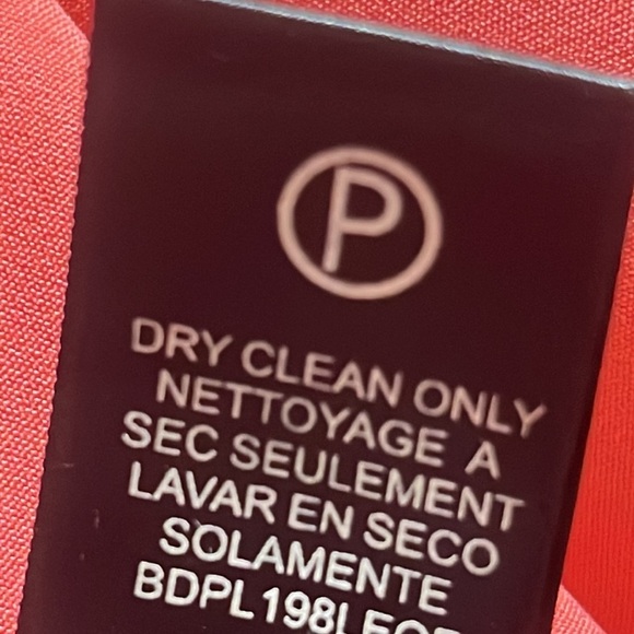 Max and Cleo Coral SILK DRESS, KNEE LENGTH SPECIAL OCCASIONS, SIZE 2. - Picture 7 of 9